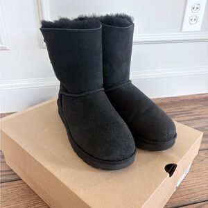 UGG Women's Black Bailey Bow II Boots